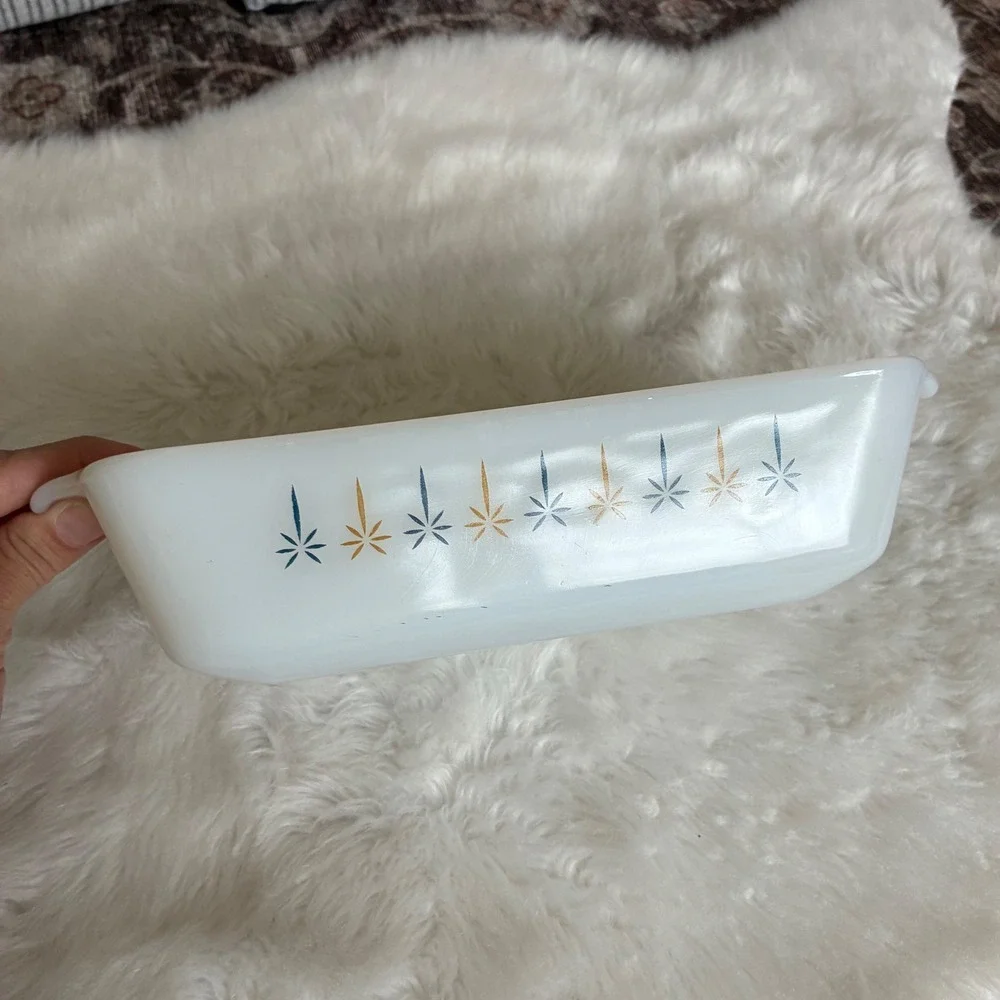 Vintage Fire-King 441 Candle Glow Atomic Starburst 1 Qt Loaf Pan MCM Milk Glass